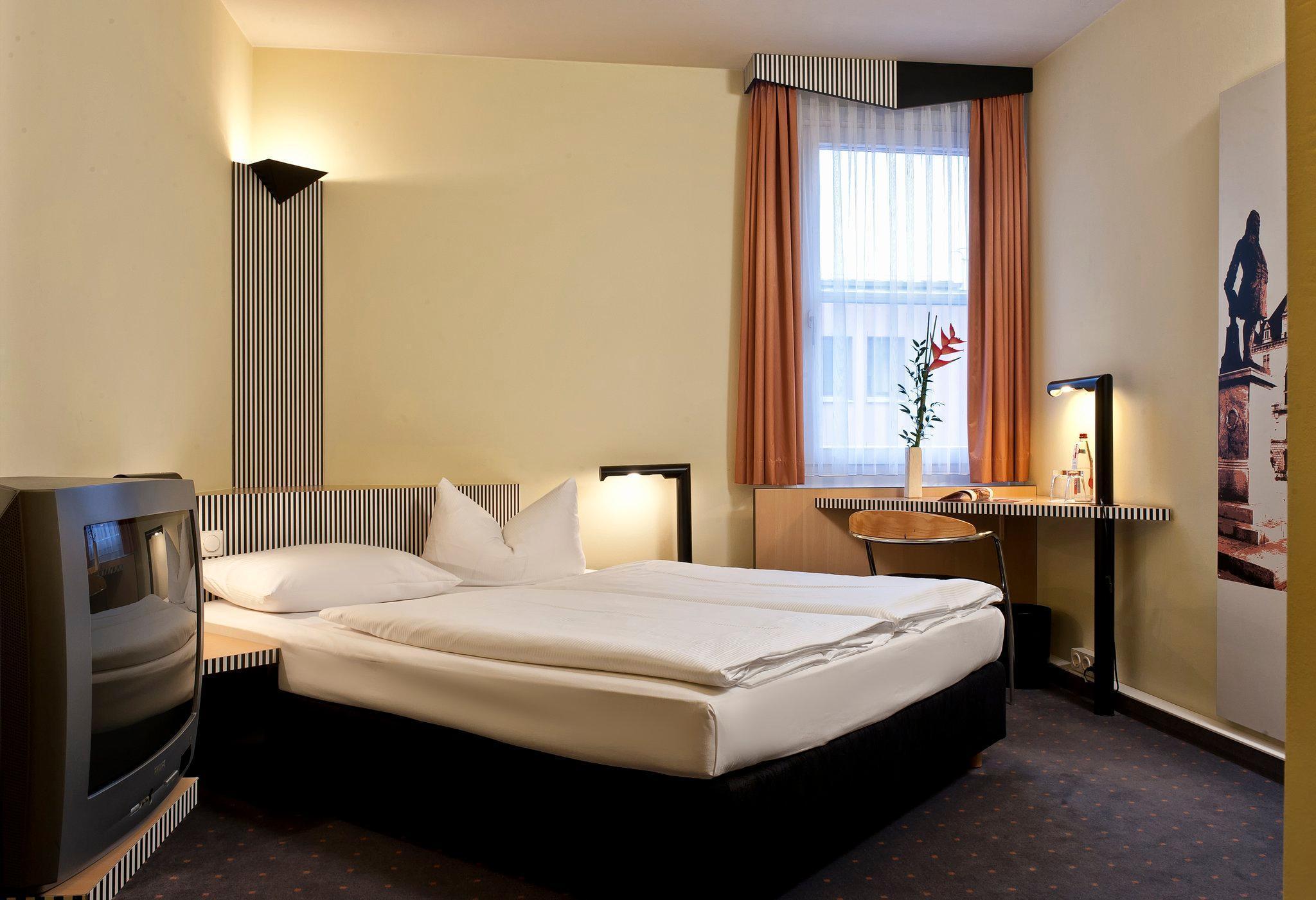 Tryp By Wyndham Halle Halle  Exterior photo